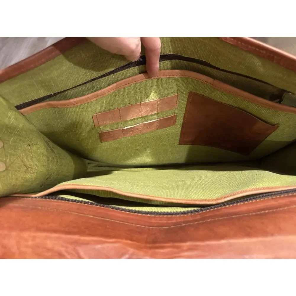 Men's Brown Messenger Bag Buckle Closure Crossbody Strap Lined Pockets